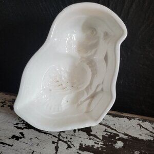 Antique White Ceramic Jelly Mold Baby Chick Design For Easter Or Spring Decor